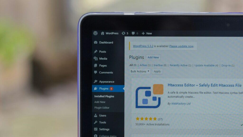 プラグインを減らしてサイトを高速化する3つの方法